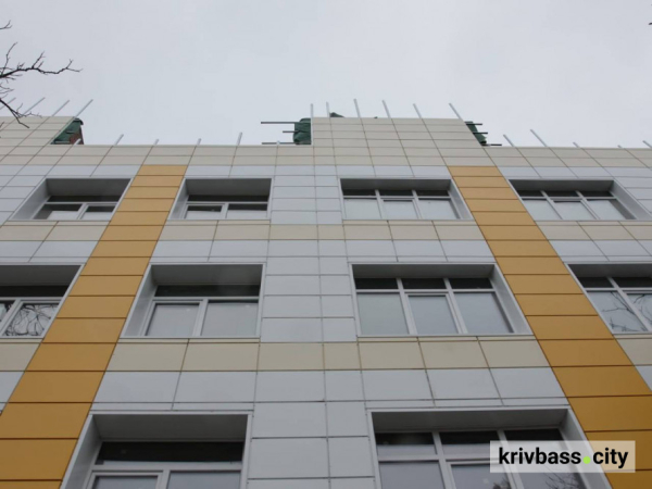 У Кривому Розі модернізують лікарню №7: триває капітальний ремонт головного корпусу2