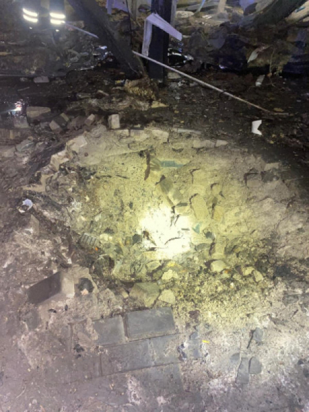 У Кривому Розі ворог обстрілом вночі зруйнував важливі адмінбудівлі9