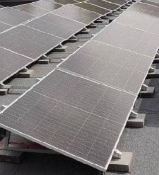 У Перинатальному центрі Кривого Рогу встановили гібридну сонячну електростанцію для посилення енергостійкості2