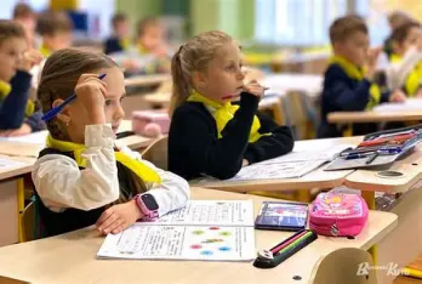В Україні з 1 вересня 2027 року запроваджують 12-річне шкільне навчання0