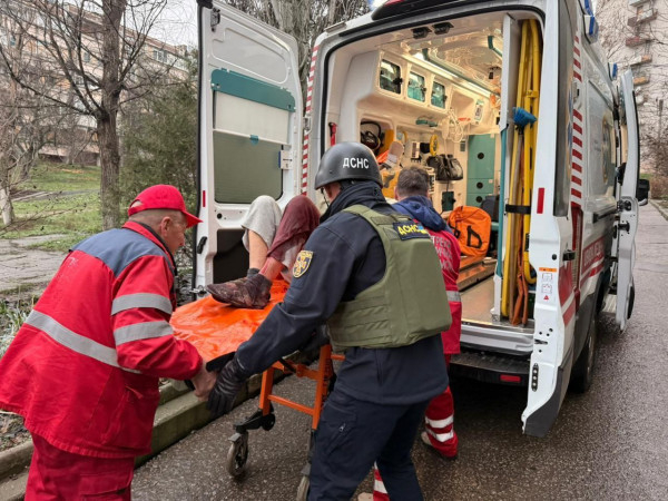 Вдень ворог атакував  Нікопольщину, є постраждалі0