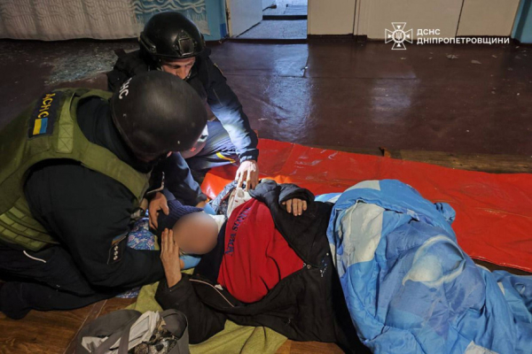 Вечірній терор у Кривому Розі: росіяни вгатили балістикою по центру міста, серед поранених діти1