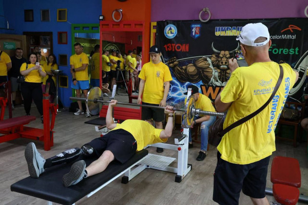 «Veterans Family Games Кривий Ріг-2025»: понад 2 тисячі учасників, 25 змагань, 17 видів спорту, понад 1000 переможців, які отримали матеріальне заохочення та безліч спортивних перемог і яскравих емоцій4