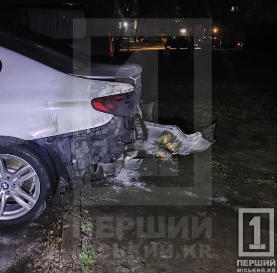 Видався «запальний» вечір: у Кривому Розі палали дві автівки2