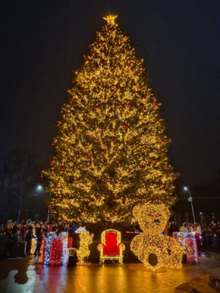 ВІтаємо вас з Новим роком!0