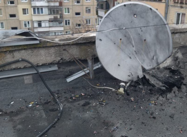 Ворожі обстріли Нікопольщини та Криворіжжя: пошкоджені будинки, підприємство й заклад освіти0