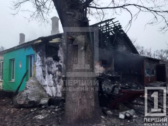 Втратили дах над головою: у Тернівському районі згорів приватний будинок1