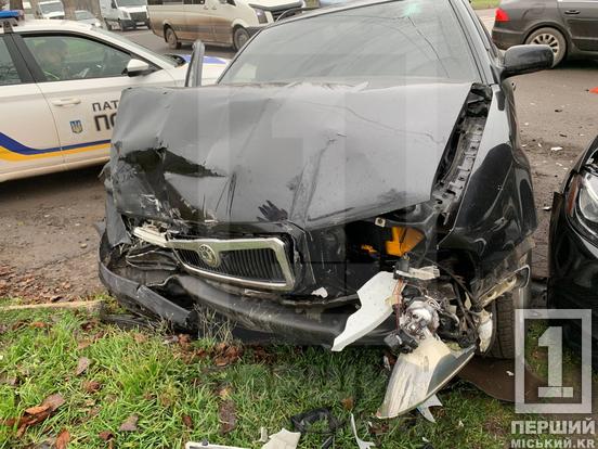 Є постраждала: на Світальського добряче вдарилися Skoda і Mercedes2