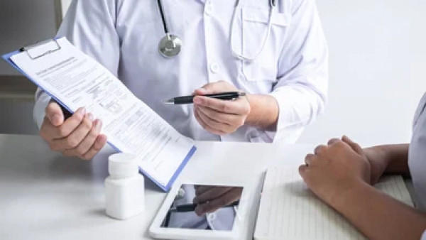 З 2026 року українці старше 40 років зможуть пройти безоплатний медичний скринінг та отримати 2000 грн підтримки0