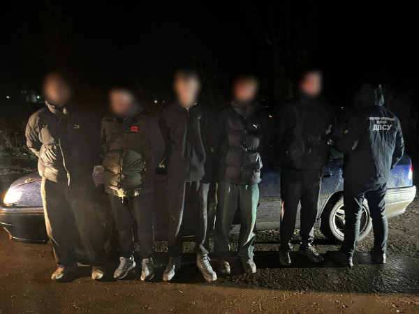 Жителів Дніпропетровщини затримали прикордонники на шляху до Молдови0