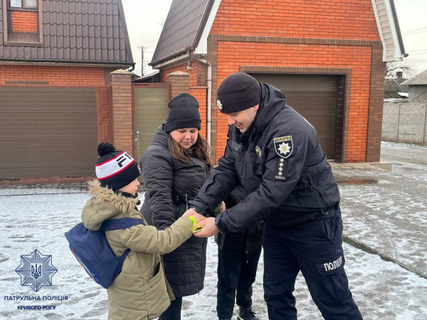 А ваша дитина має флікер? Світловідбивачі рятують життя1