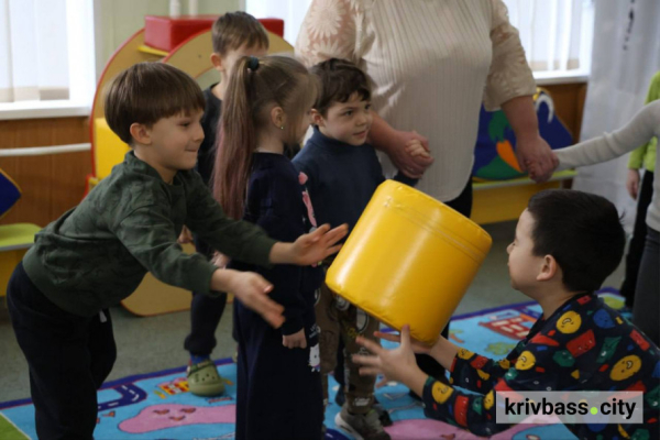 Батьки працюють, діти в садочку: як у Кривому Розі організували очну дошкільну освіту1