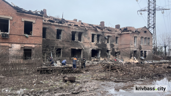 Четверо дітей серед поранених: росіяни майже добу обстрілюють Кривий Ріг  22 січня