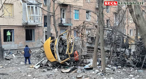 Багатоповерхівка зазнала ракетного удару на Соцмісті в Кривому Розі