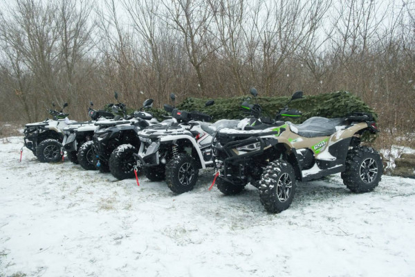 Криворізьким захисникам із 60-ї окремої механізованої Інгулецької бригади  передали допомогу від міста6