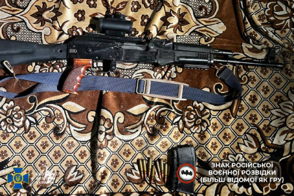 На Дніпропетровщині викрили злочинне угруповання, яке намагалося продати одну із найбільших партій «трофейної» зброї за час повномасштабної війни0