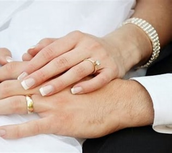 На Дніпропетровщині за тиждень одружилися 590 пар0