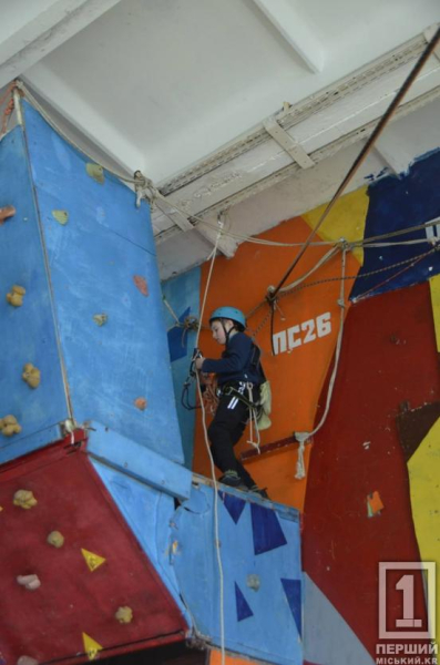 Підкорили «Висоту»: юні криворізькі туристи привезли оберемок медалей зі змагань5