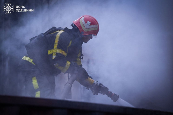 росія атакувала портову інфраструктуру Одещини: є загиблі і поранені люди 2