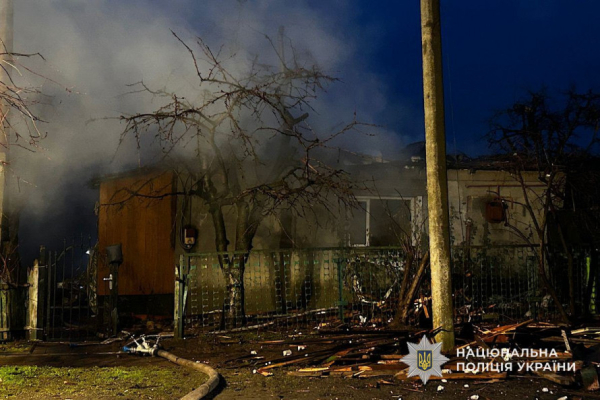 Росіяни вдарили по житлових будинках Кривому Рогу: загинула жінка, троє поранених7