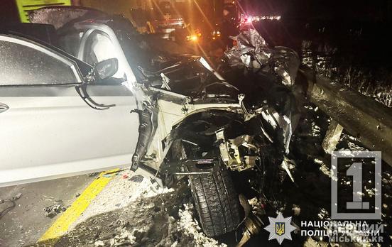 Сильний удар і загиблий: на Житомирщині мешканець Дніпропетровщини потрапив у страшну аварію