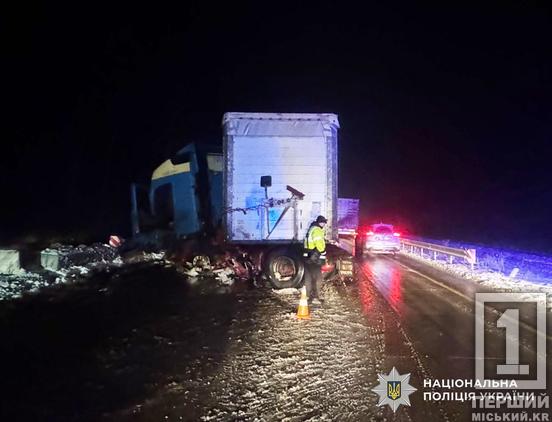 Сильний удар і загиблий: на Житомирщині мешканець Дніпропетровщини потрапив у страшну аварію1