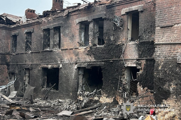 У  Кривому Розі вже 13 постраждалих внаслідок сьогоднішньої ворожої атаки  3