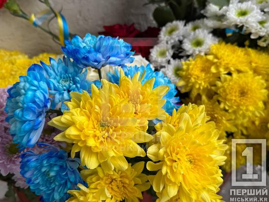 У пам’яті містян назавжди: у Криворізькій гімназії №94 відкрили меморіальні дошки полеглим Героям  Олегу Онищуку, Олександру Герасімову та Сергію Дорофеєву10