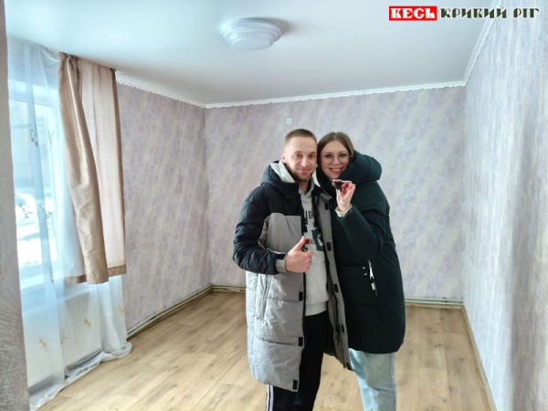 Лікар Євгеній Ткачук отримав житло від Криворізької РВА