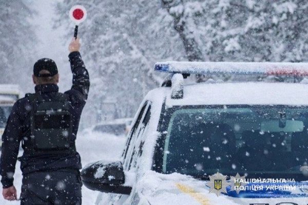 Відключення світла підвищують ризики на дорогах: ювенальна поліція Дніпра звертається до батьків0