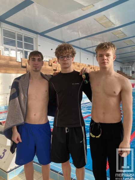 Вода кипіла від азарту: пройшов Зимовий чемпіонат Кривого Рогу з плавання3