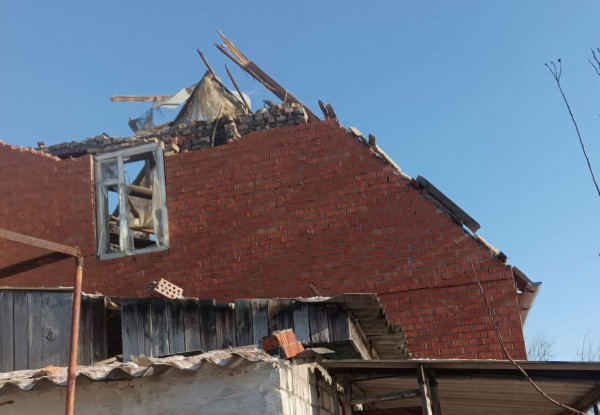 Ворожі удари по Нікопольщині: зруйновано будинок, є численні пошкодження3