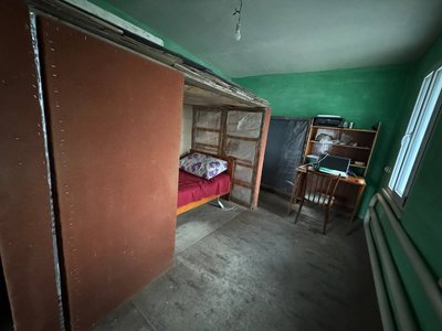 Житель Кривого Рогу облаштував “будинок-термос”, де можна зігрітися без опалення3