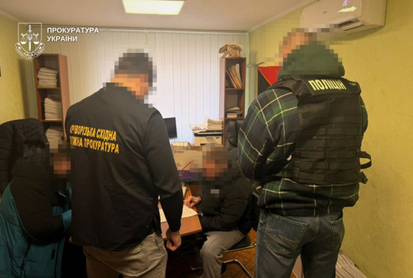 15 тис. доларів за фіктивний діагноз: у Кривому Розі викрили схему ухилення від мобілізації для виїзду за кордон0