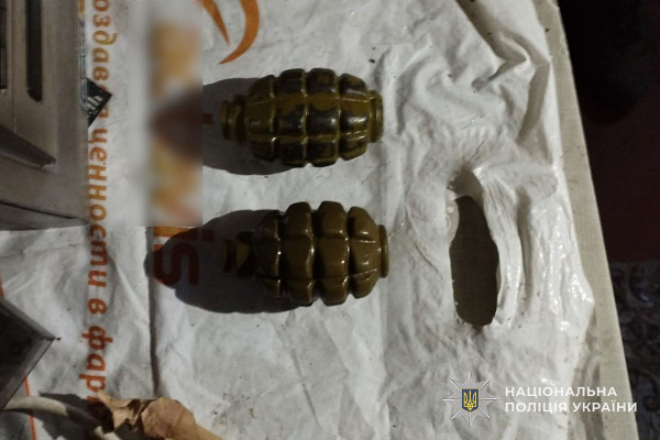 Аксесуари для ритуалів та біодобавки: в Україні припинено діяльність двох шахрайських груп5