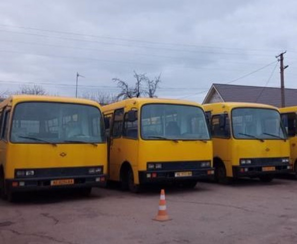 Цьогоріч громади Дніпропетровщини отримають нові шкільні автобуси0
