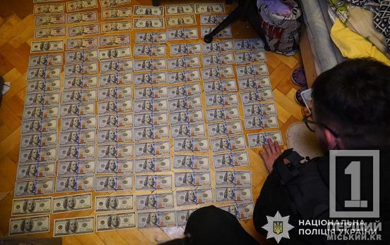 Десятки постраждалих по усій Україні: поліція накрила шахраїв, що мали заробіток до 2 млн грн