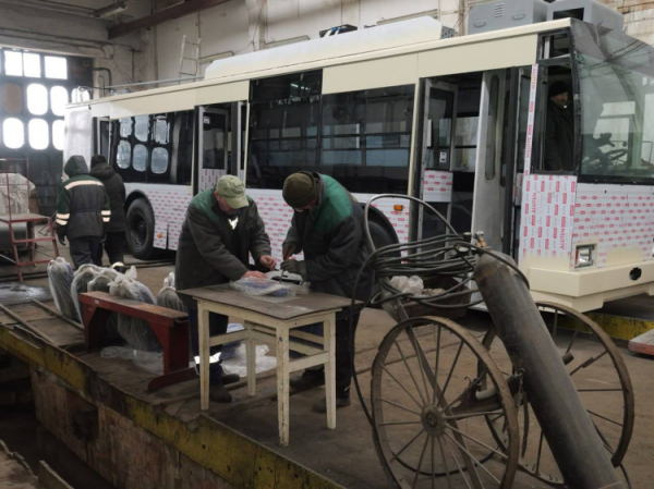 Гібридний тролейбус - фото управління преси виконкому Криворізької міської ради