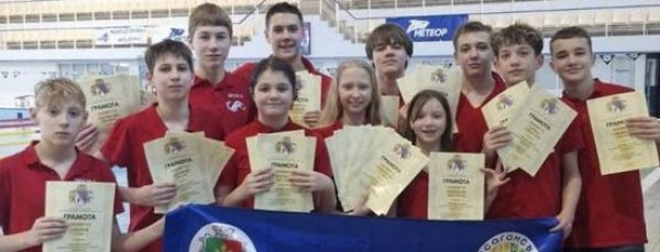 Криворізькі плавці блискуче виступили на чемпіонаті Дніпропетровської області0