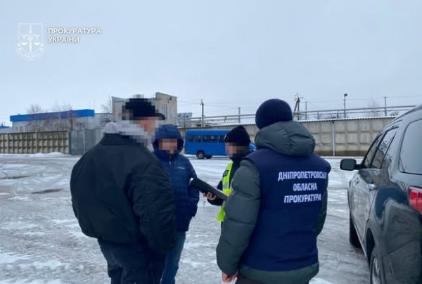 Наніс державі збитків на понад 2 млрд грн: на Дніпропетровщині посадовець незаконно забезпечив видобуток підземних мінеральних вод  1