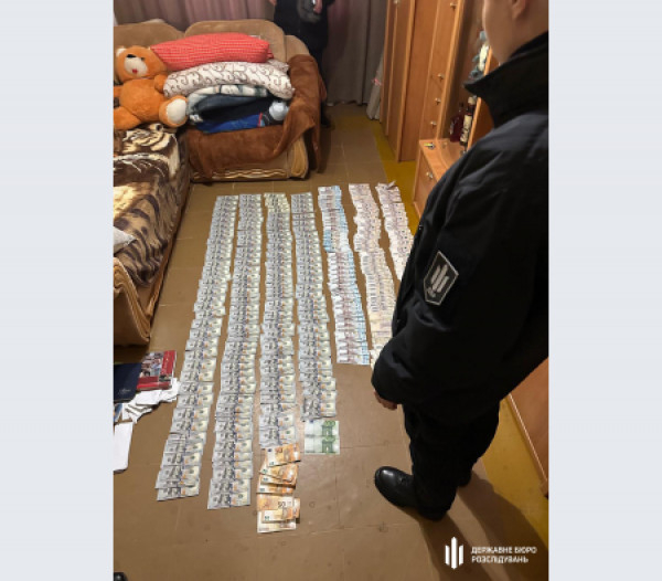 Отримували «відкати»: на Дніпропетровщині ділки збагатилися за рахунок постачання військовим неякісних продуктів харчування6