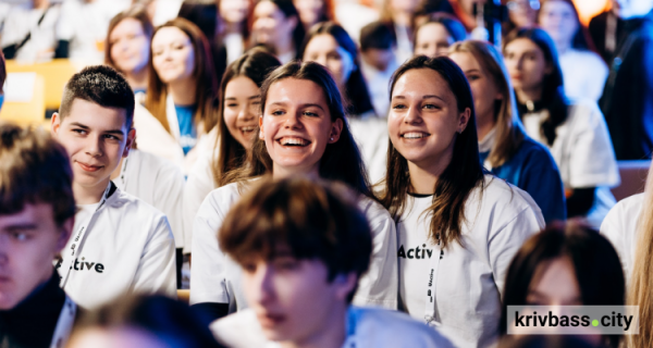 Підлітки Криворіжжя отримали 25 тисяч доларів на власні соціальні проєкти у громадах 