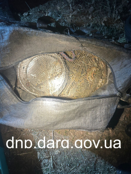 Пірнали за раками: на Криворіжжі браконьєри завдали шкоди на майже три млн грн2