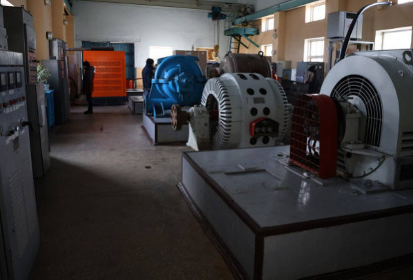 Про воду і звідки вона зараз береться. І де взяти генератор для насоса на багатоповерхівку?2