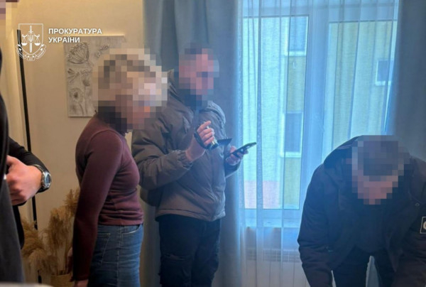 Схема незаконного продажу місць для поховання: на Дніпропетровщині підозрюють трьох жителів, серед них депутат1