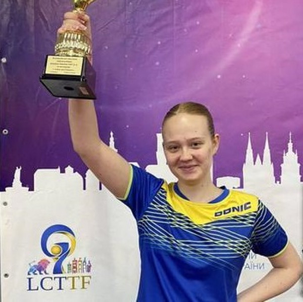 Спортсменка з Кривого Рогу Дар’я Ковальова виборола золоту медаль на всеукраїнських змаганнях з настільного тенісу0