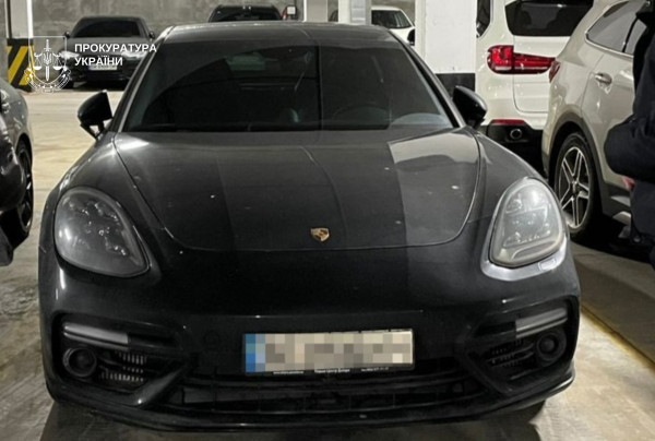 У Дніпрі викрили мережу шахрайських кол-центрів: вилучено понад 21 млн грн4