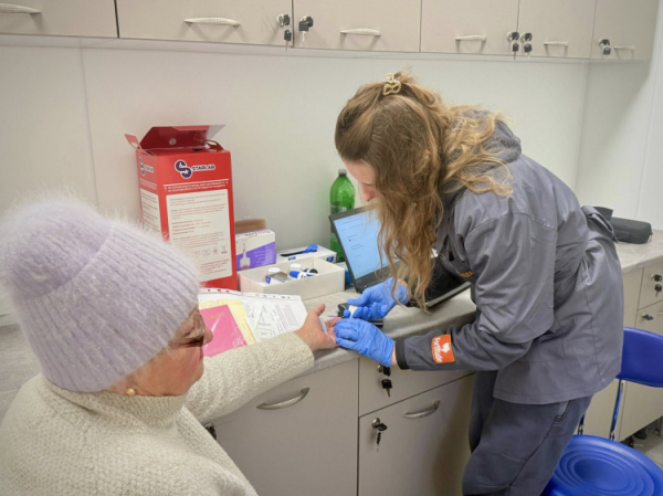 Медична допомога - фото сайт виконкому Криворізької міськради