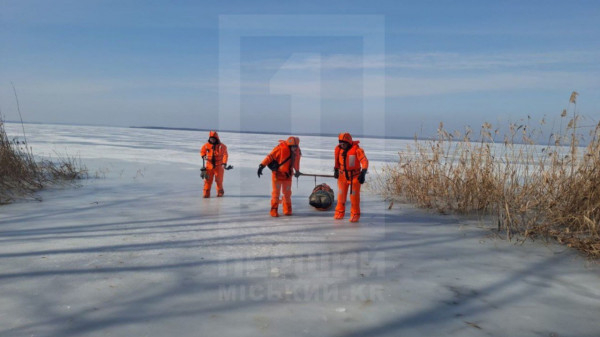 У Кривому Розі чоловік впав посеред річки: його врятували надзвичайники0