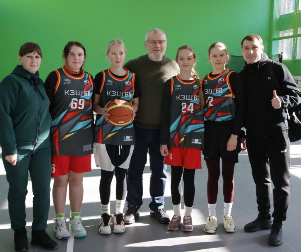 У Кривому Розі розпочався ІІІ міський етап змагань «Пліч-о-пліч. Всеукраїнські шкільні ліги»0